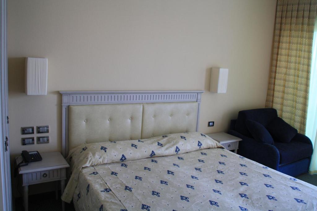 Hotel Villaggio Club Altalia Brancaleone Bilik gambar