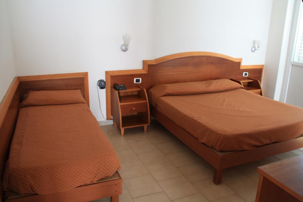 Hotel Villaggio Club Altalia Brancaleone Bilik gambar