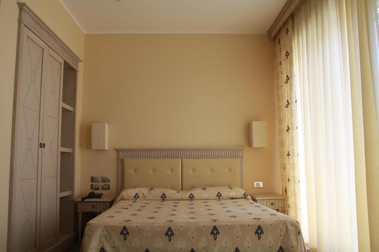 Hotel Villaggio Club Altalia Brancaleone Bilik gambar